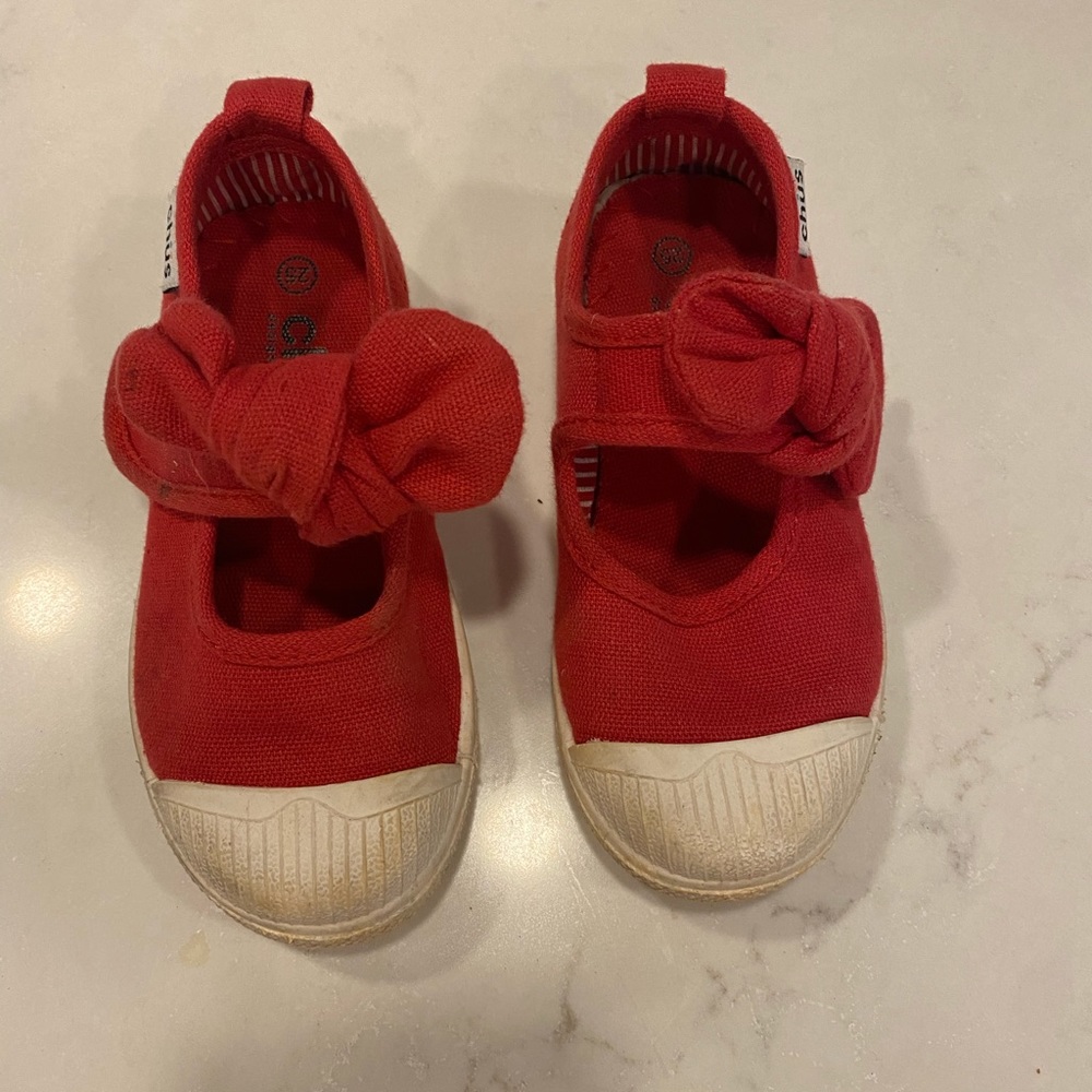 Chüs red shoes size 25 (8)